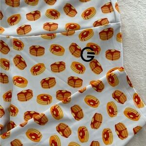 women's "pancake leggings" brand GRRRL